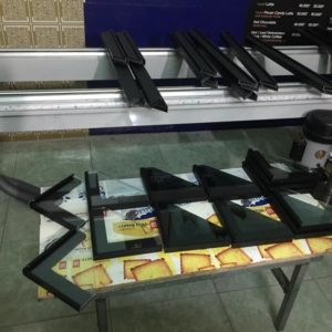 phụ kiện cánh kính tủ quần áo