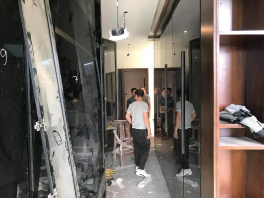 cánh kính tủ bếp đẹp