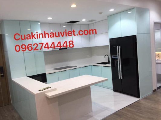 canh kính tủ áo